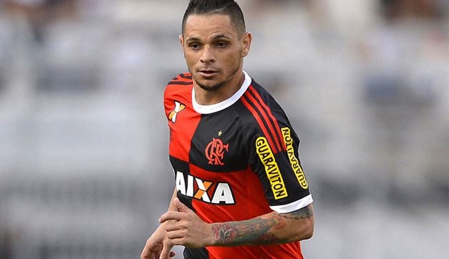 Socorram a lateral direita do Flamengo