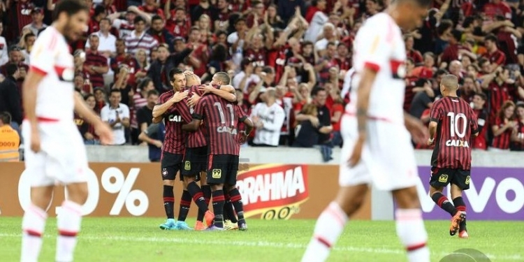 Jayme se diz envergonhado com atuação do Flamengo