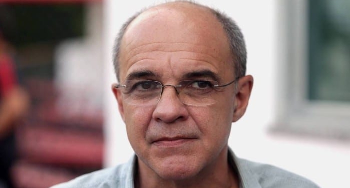 Presidente fala em planejamento ao explicar saída de Oswaldo