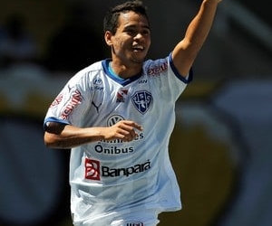 Yago Pikachu confirma proposta do Flamengo para 2016