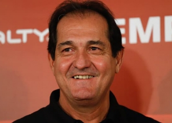 Com Muricy apalavrado com o Fla, Atlético se irrita por ter feito proposta maior