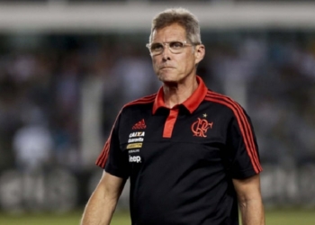 Oswaldo de Oliveira não é mais o técnico do Flamengo