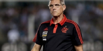 Oswaldo de Oliveira não é mais o técnico do Flamengo