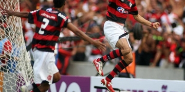Herói do hexa: as histórias do agora quarentão Ronaldo Angelim