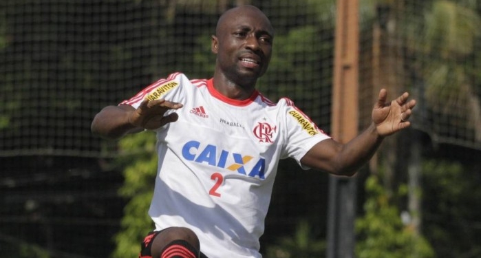 Rumo à Turquia, Armero se despede: "Saio triste por não ter ajudado o Fla"