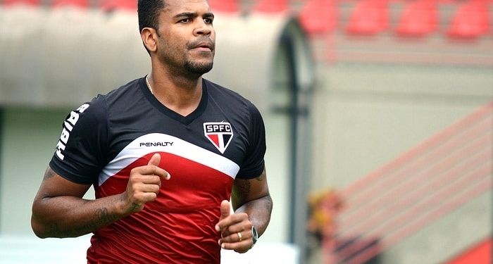 Muricy Ramalho indica zagueiro Breno ao Flamengo