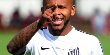 Fla tem acordo com Chiquinho e detalhes separam o acerto
