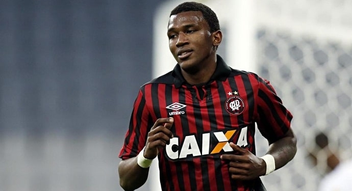 Dado como certo no Cruzeiro, Douglas Coutinho pode parar no Flamengo