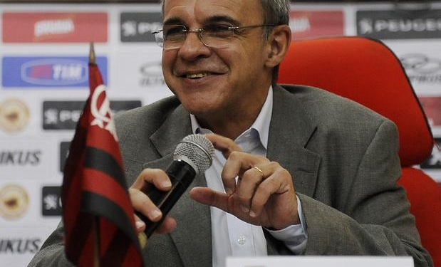 Presidente do Fla evita polêmica com Grêmio em disputa por reforços