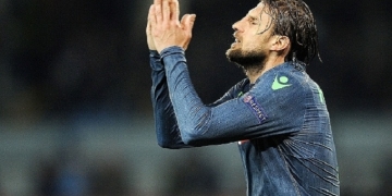 Fla perde "briga" e Flu acerta contratação do zagueiro Henrique