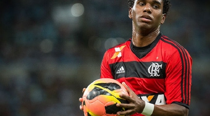 Com proposta da China, Luiz Antônio pode estar de saída do Fla