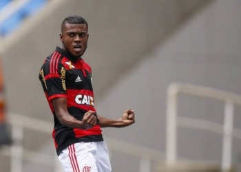 Marcelo Cirino permanece para o próximo ano