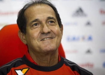 Flamengo anuncia nova comissão técnica