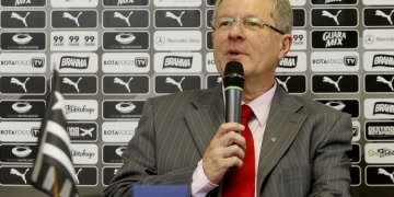 Presidente do Bota se diz decepcionado com Eduardo Bandeira