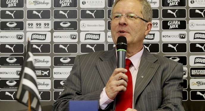 Presidente do Bota se diz decepcionado com Eduardo Bandeira