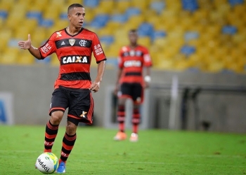 Flamengo empresta volante Recife ao Tupi-MG para temporada de 2016