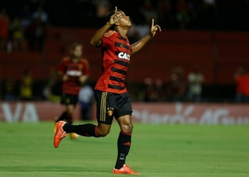 Flamengo se interessa por Rithely, volante do Sport