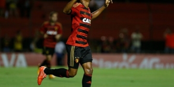 Flamengo se interessa por Rithely, volante do Sport