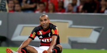 Flamengo renova com Sheik até o fim de 2016