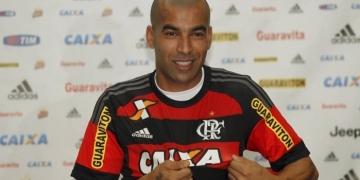 Flamengo anuncia a renovação de contrato de Emerson Sheik