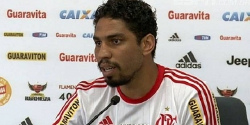 Wallace tem sondagens do exterior e pode ser negociado pelo Fla