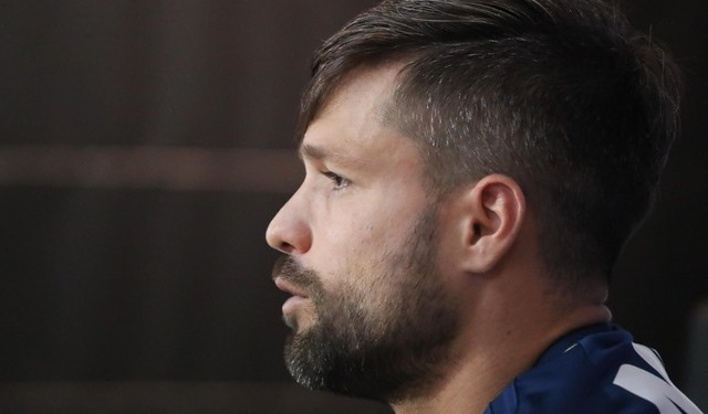 De volta à Seleção, Diego mira Copa do Mundo e minimiza oscilação no Fla