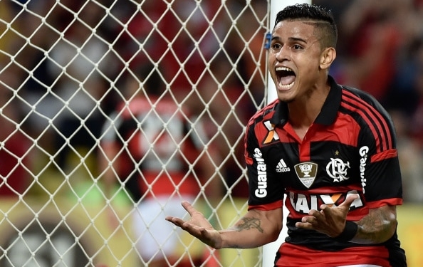 Com Everton de volta, Rueda avalia lado esquerdo do Fla e tem coringa