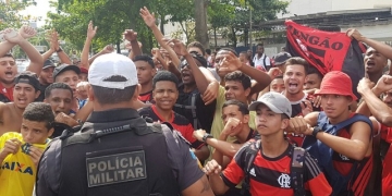 Torcida faz novo AeroFla para final da Copa do Brasil, mas apoio acaba em confusão