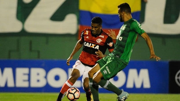 Chape e Fla não saem do zero no 1º confronto das oitavas da Sul-Americana