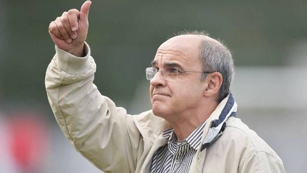 Presidente do Fla elogia terreno onde deve ser construído estádio