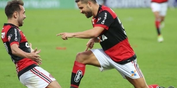Everton Ribeiro e Diego não podem jogar juntos? Só até a final da Copa BR