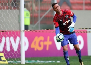 Com Diego Alves, Fla vira a chave contra o Bota, mas quer manter confiança para decisão