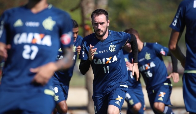 Com base da Copa do Brasil, Rueda vai ter time próximo do ideal contra a Chape