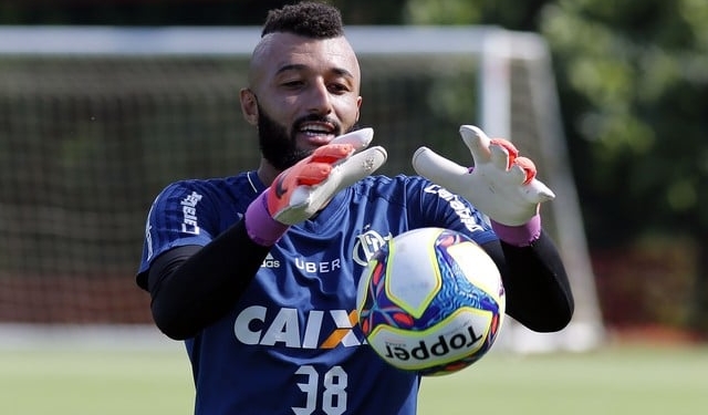 Jogadores do Flamengo se unem por força ao goleiro Muralha