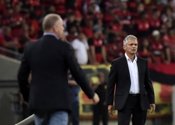 Lédio critica substituições e atuação do Fla: "Jogo mais fraco da era Rueda"