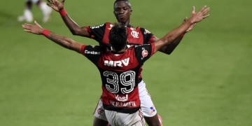 Diretor do Real Madrid vai a jogos do Fla para acompanhar Vinicius