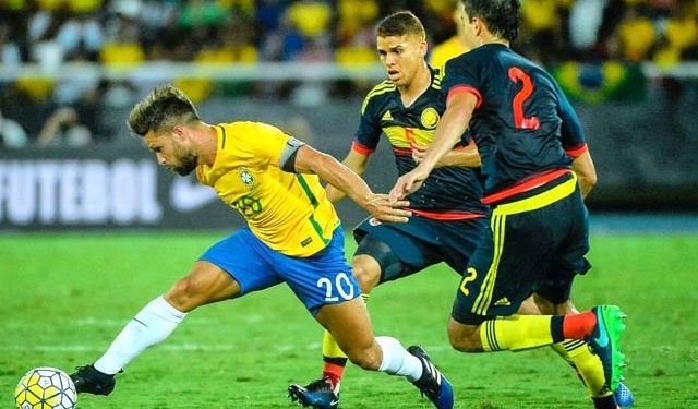Cuéllar cresce de produção no Fla e sonha com Copa do Mundo
