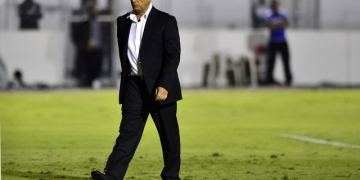 Sem vitórias e gols fora de casa, Fla de Rueda pega Chape pelo fim da seca