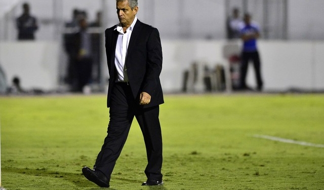 Sem vitórias e gols fora de casa, Fla de Rueda pega Chape pelo fim da seca