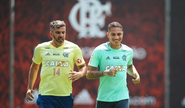 Fisioterapeuta do Flamengo garante esforço para recuperar Guerrero