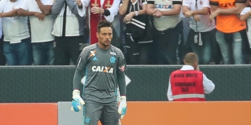Pará foi o sexto capitão de Rueda, mas liderança de Diego Alves cresce no Fla