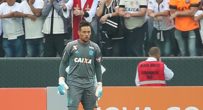 Pará foi o sexto capitão de Rueda, mas liderança de Diego Alves cresce no Fla