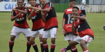 Sub-13 sobra contra o Vasco na Gávea e está na final da Taça Rio