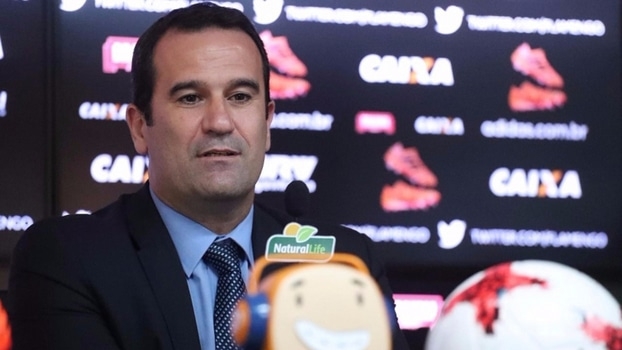 Vice do Fla defende contratação de Geuvânio e desconversa sobre reforços