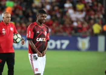 Flamengo inscreve Lincoln e Klebinho na Sul-Americana