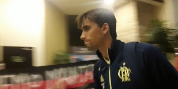 César é o escolhido por Rueda, e Paquetá segue no time titular do Flamengo