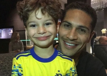 Na Suíça para julgamento por doping, Guerrero posta foto ao lado do filho