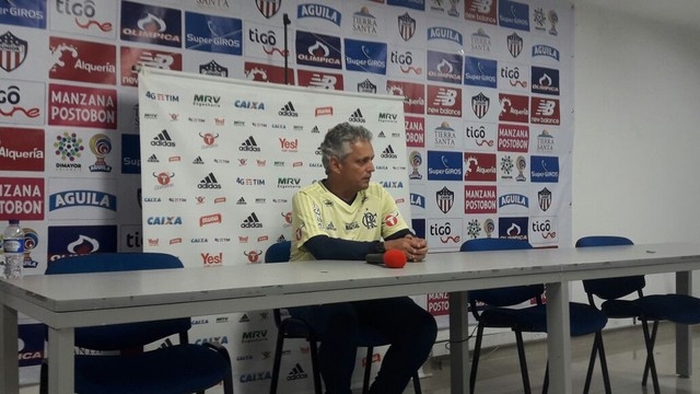 Time do Fla já sabe qual será o goleiro contra o Junior, mas Rueda não revela
