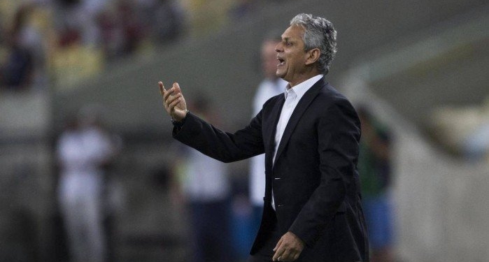 Pressionado, Flamengo enfrenta o Coritiba sob clima de tensão