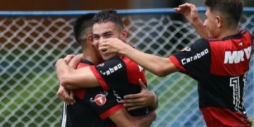 Sub-15 enfrenta São Paulo pelas quartas de final da BH Cup